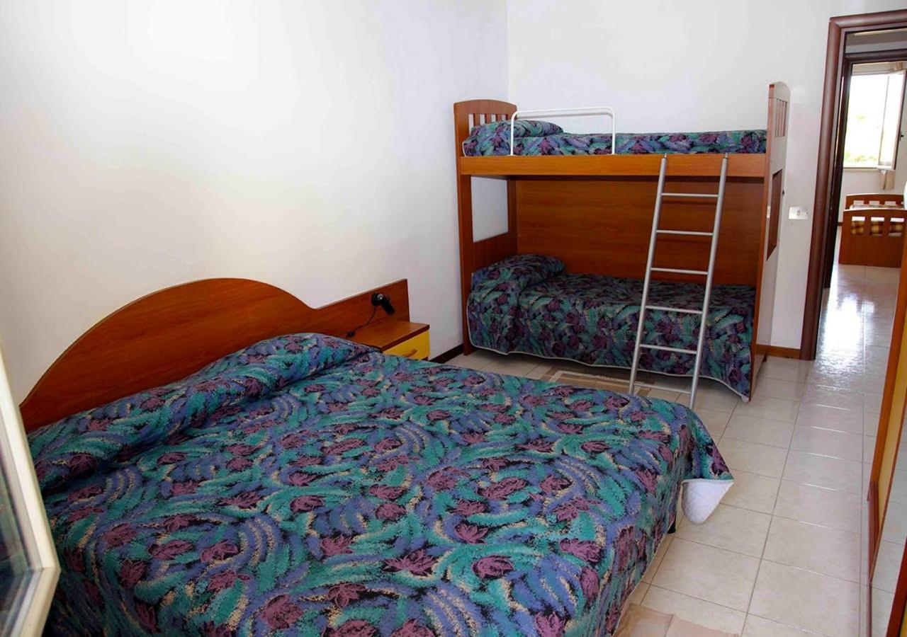 Residence Pace Village Тропея Экстерьер фото